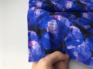 Patchwork stof - skønne blade i intense blålilla toner